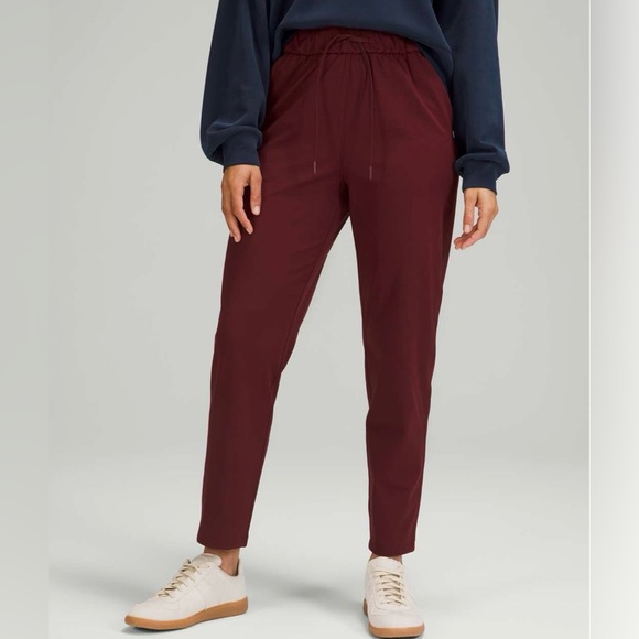 Pants - Lululemon 7/8 Stretch Pants in Dark Red